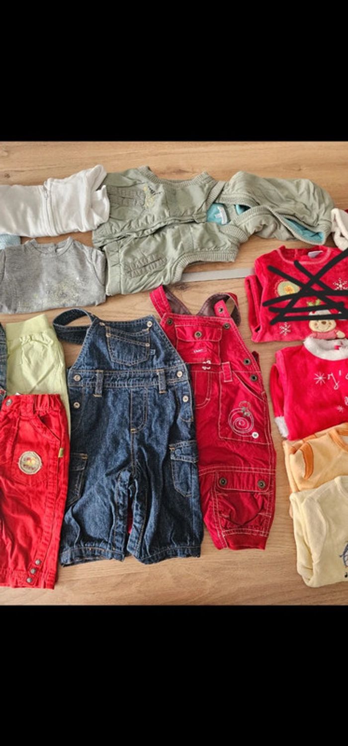 Lot de vêtements 3m bébé garçon ( pull , grenouillère - photo numéro 4