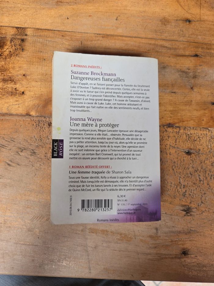 Livre "Dangereuses fiancailles " - photo numéro 2