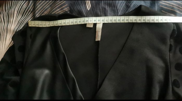 Robe noire - photo numéro 3