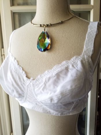 Soutient gorge blanc taille 100 D neuf