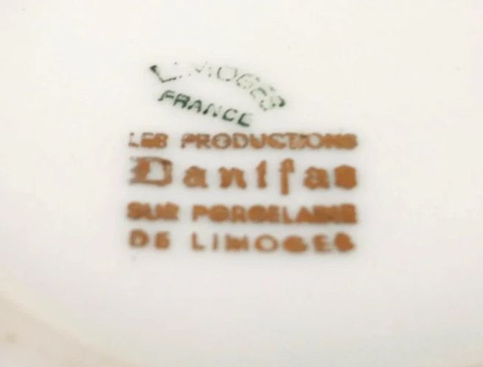 Bonbonnière / Boite à bijoux Les productions Danijac sur porcelaine de - photo numéro 4