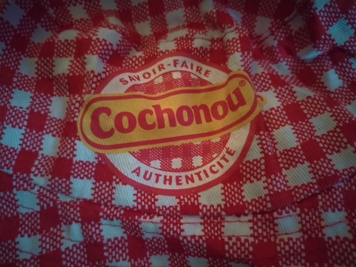 Chapeau "Cochonou" 100% coton neuf - photo numéro 2
