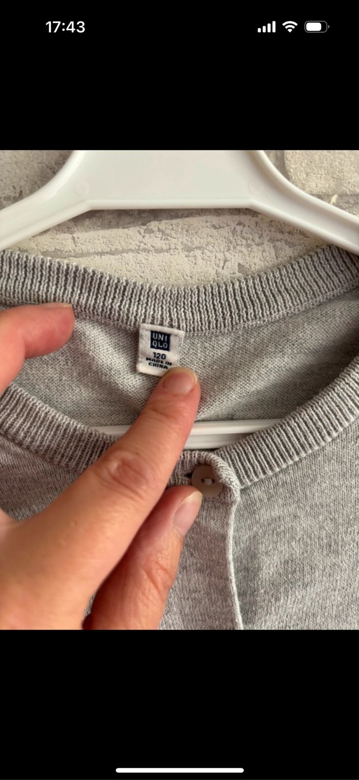 Gilet uniqlo taille 6 ans - photo numéro 3