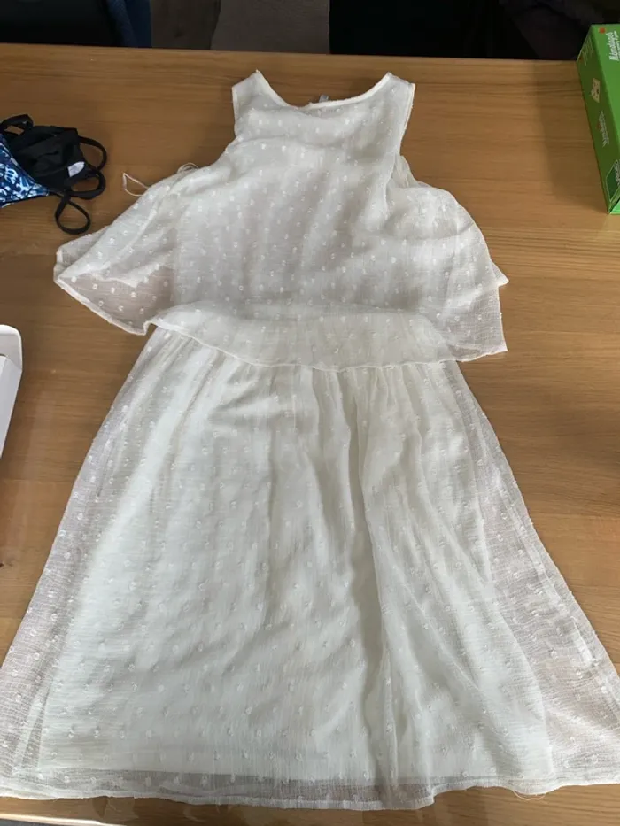 Robe blanche voile - photo numéro 3