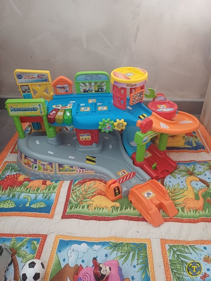 Garage Tut Tut Bolide - photo numéro 2