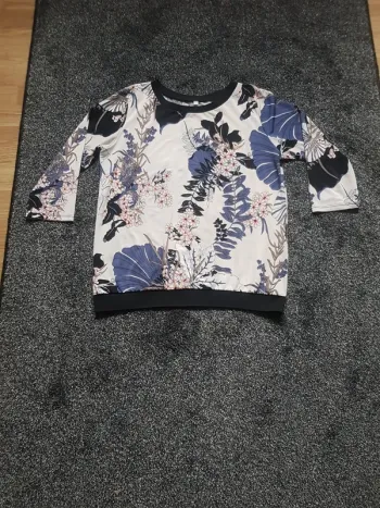 Top / haut /t-shirt manche 3/4 femme T 40