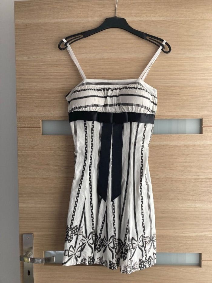 Robe bretelle