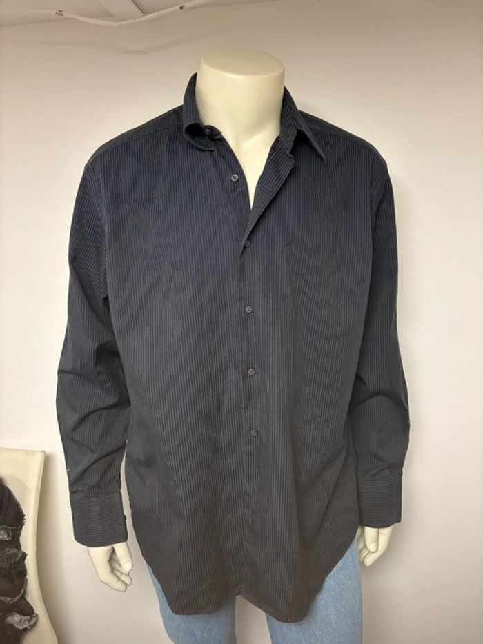 Chemise Balenciaga noire à rayures - Taille 42 - Excellent état - photo numéro 4