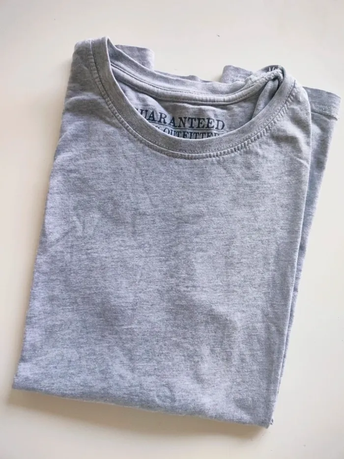 T-shirt gris Zara 140cm - photo numéro 4