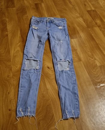 Jean slim tally weijl bleu clair genoux ouvert taille 34