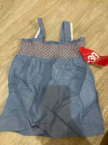 Blouse kiabi 9 mois neuf avec étiquettes