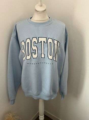 Sweat bleu clair stradivarius S