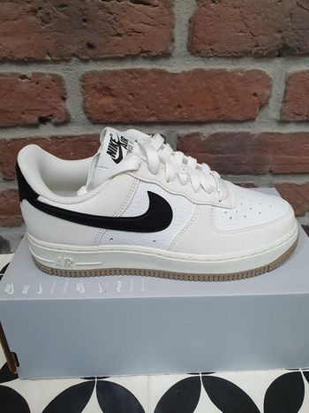 Nike Air Force 1 / Neuves (36.5)