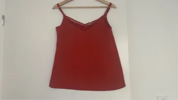Top rouge