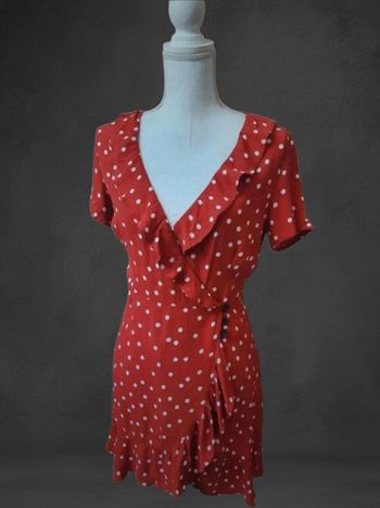 Robe à pois.
