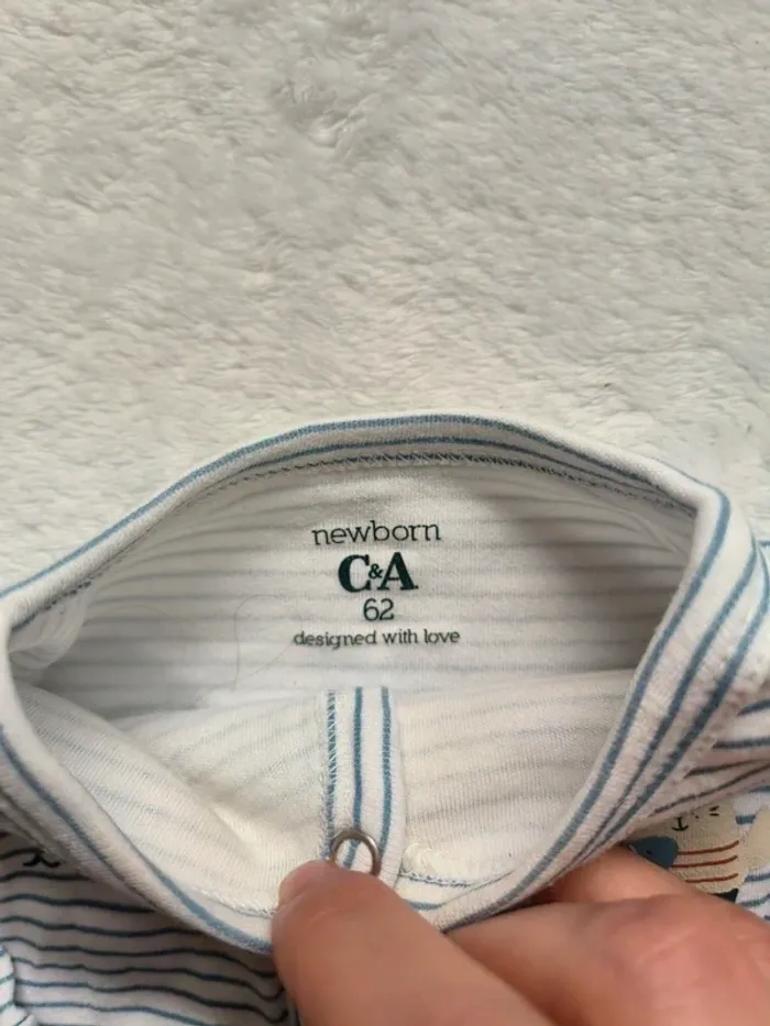 Lot 2 pyjamas une pièce - photo numéro 4