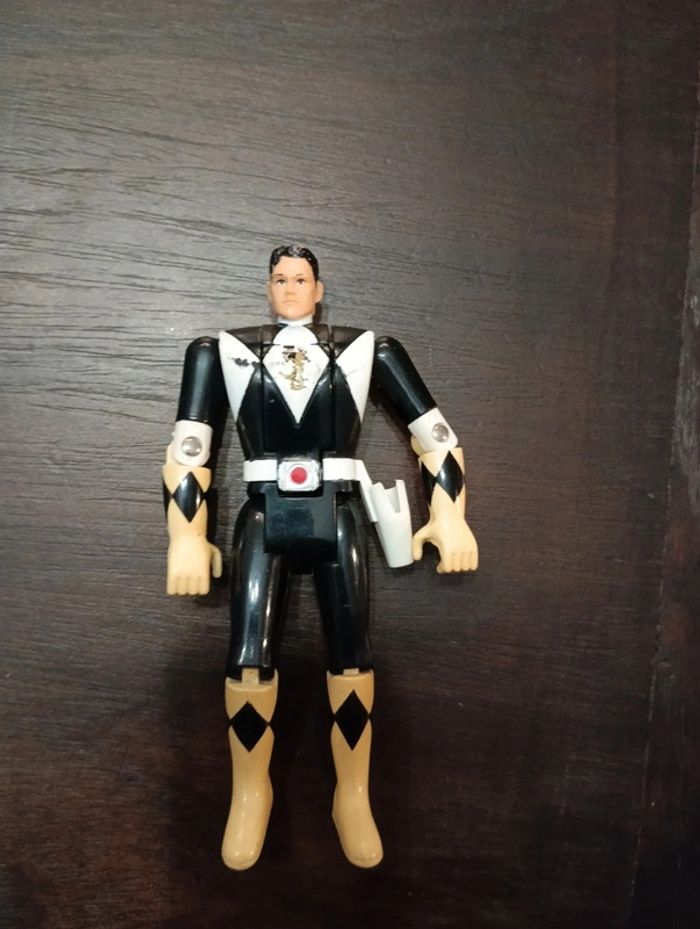 Figurine Power rangers noir - photo numéro 3