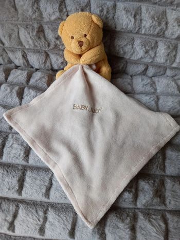Doudou peluche ours brun avec mouchoir- Baby Nat