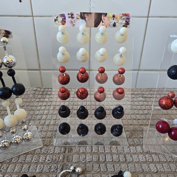 Magnifique lot de boucle doreille avec les presentoire - photo numéro 3