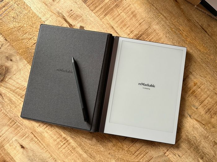 vends mon reMarkable 2 neuf - photo numéro 2