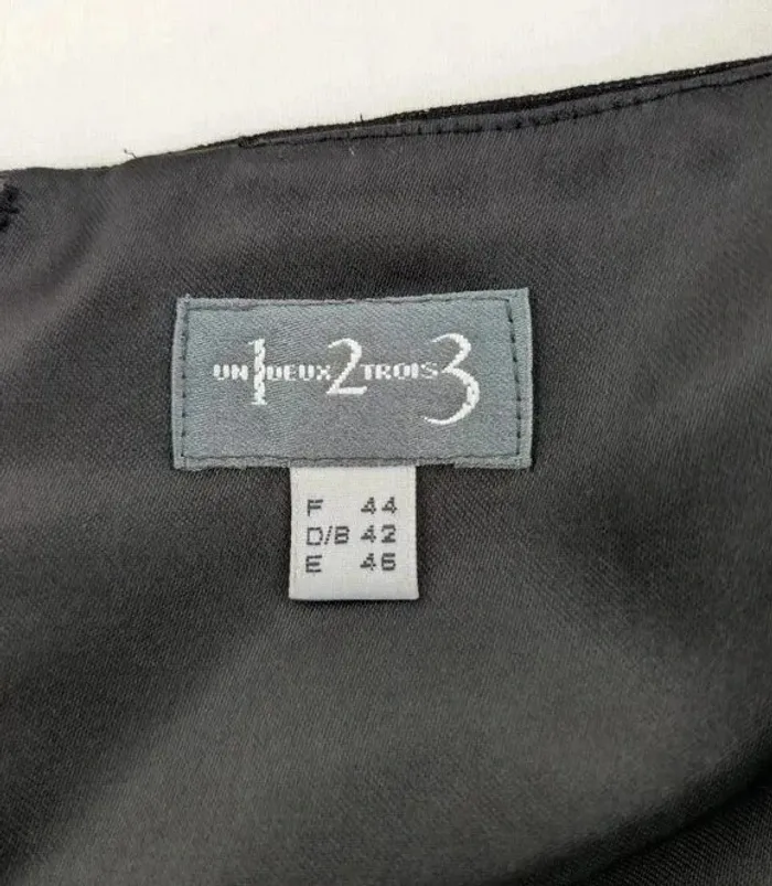 Robe chic noire en soie - 123 - taille 44 - photo numéro 4
