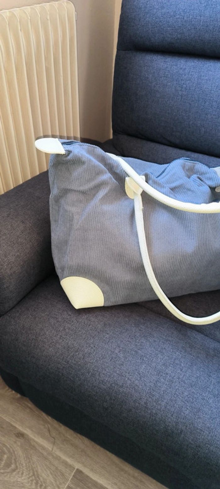 Grand Sac fourre-tout très tendance gris velour - photo numéro 6