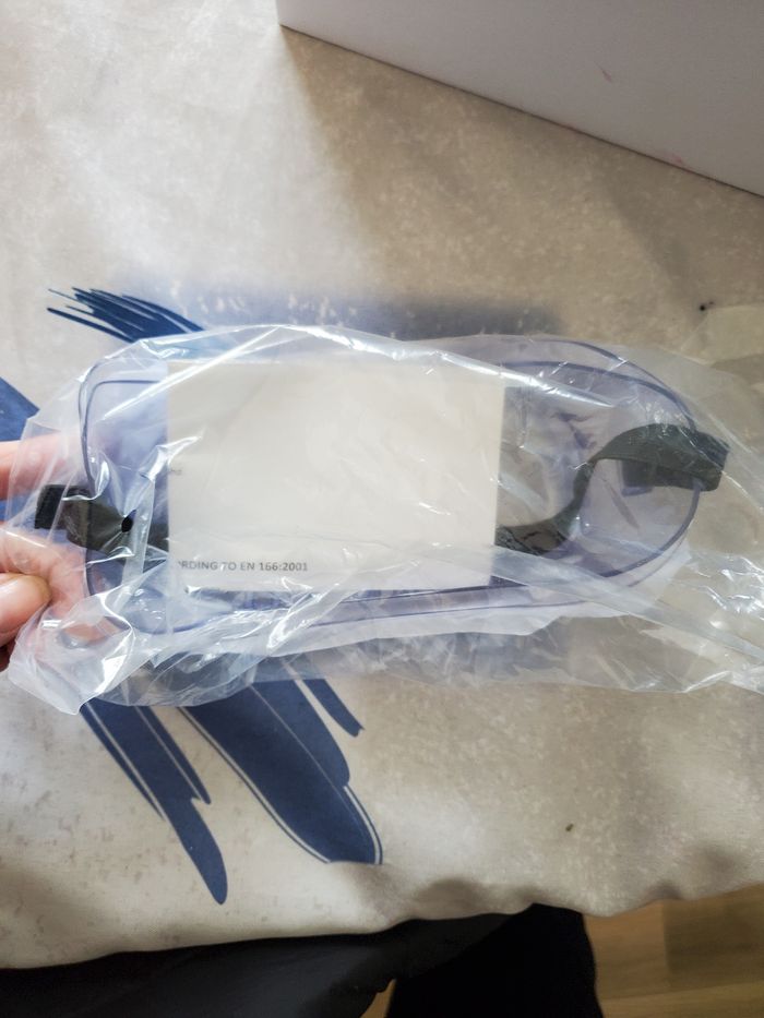 Lunette de protection - photo numéro 2