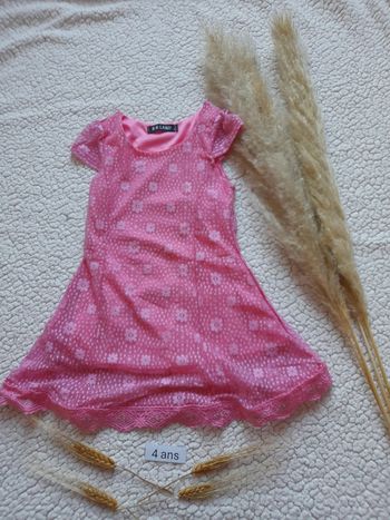 Robe 4 ans