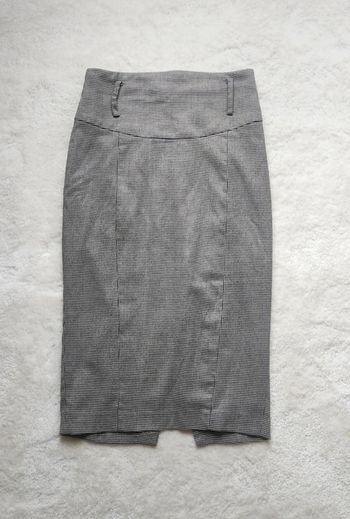 Jupe Crayon Zara Basic XS vintage chic élégante pieds de poule noir et blanc mi longue