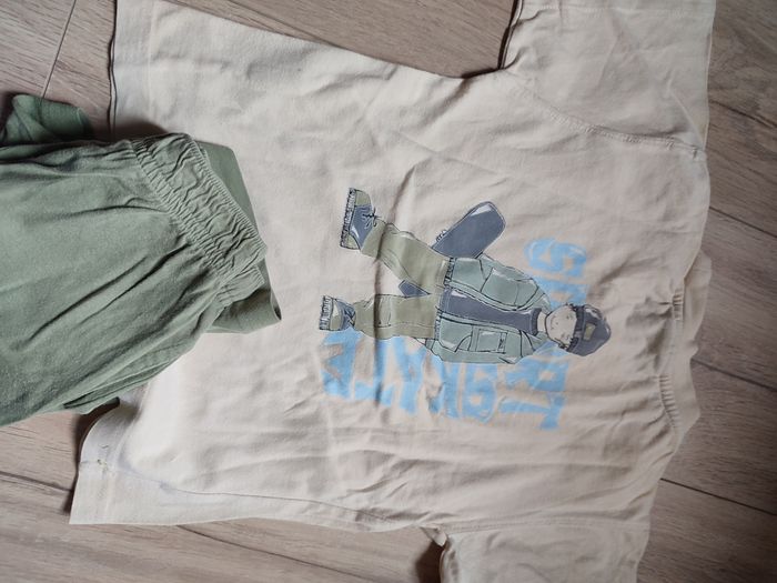 Pyjama short état moyen 3 ans - photo numéro 4
