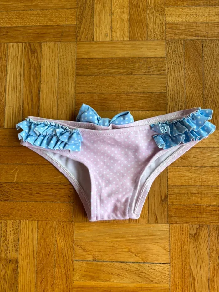 Maillot de bain Guillermina Baeza 2 ans très bon état