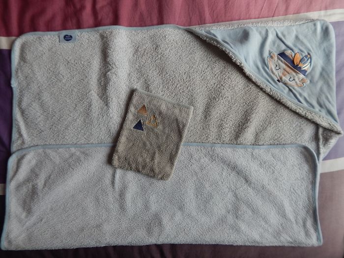 Cape de bain bébé - photo numéro 2