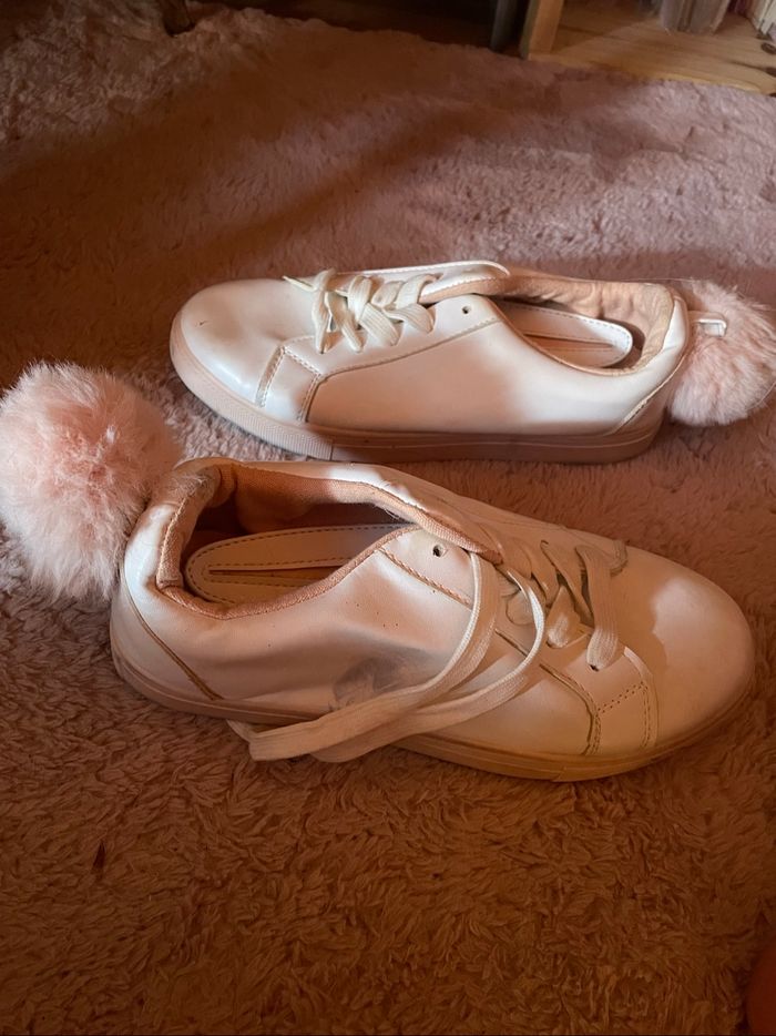 Basket lapin avec pompon - photo numéro 4