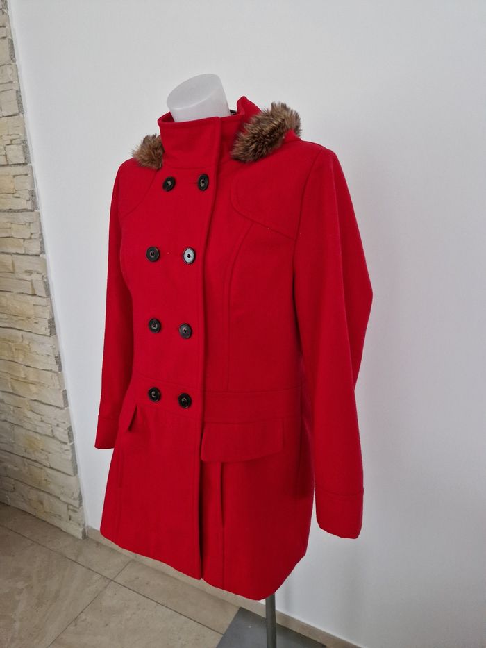 Veste rouge à capuche moumoute, Phildar - photo numéro 2