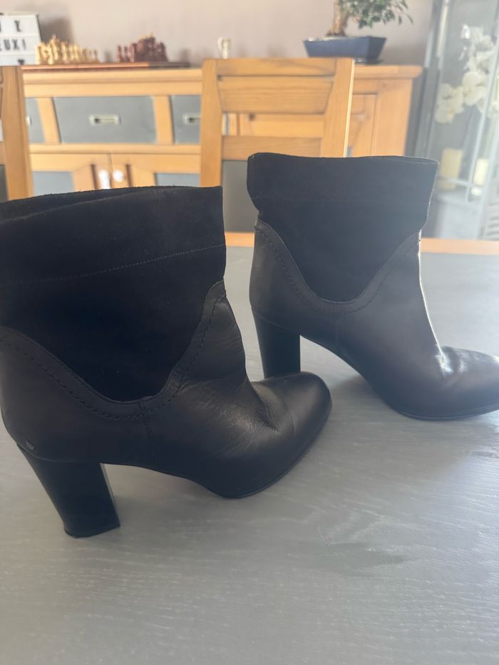 Bottines André cuir noir taille 38