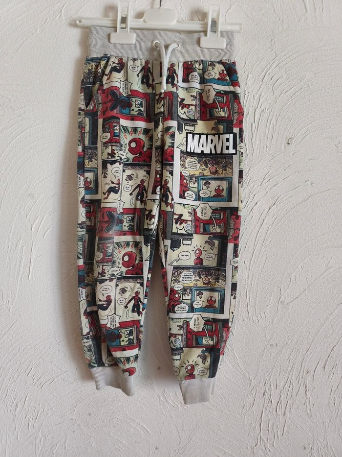 Pantalon marvel