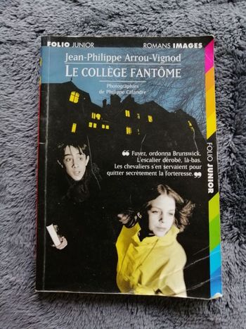 Livre Le collège fantôme en bon état