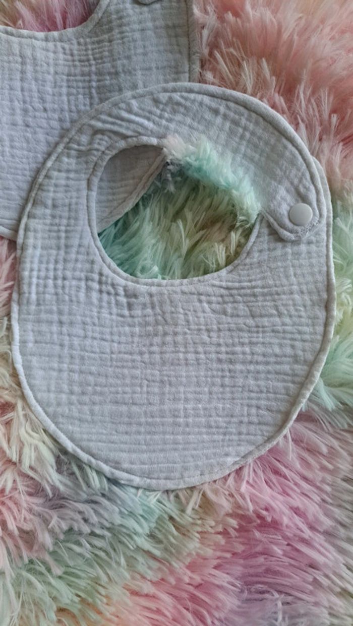 Lot bavoirs bébé - photo numéro 2