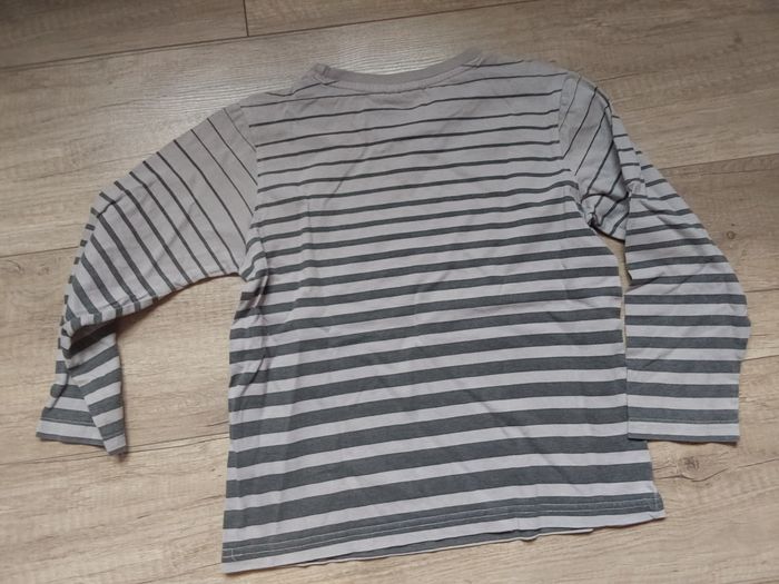 tee-shirt manche longue garçon taille 8ans - photo numéro 2