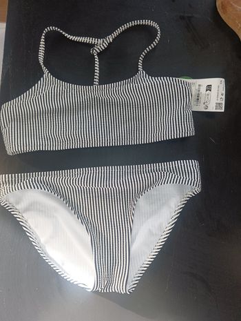 Maillot de bain 11/12 ans neuf