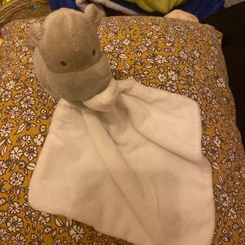 Doudou de secours blanc hippopotame de jacadi