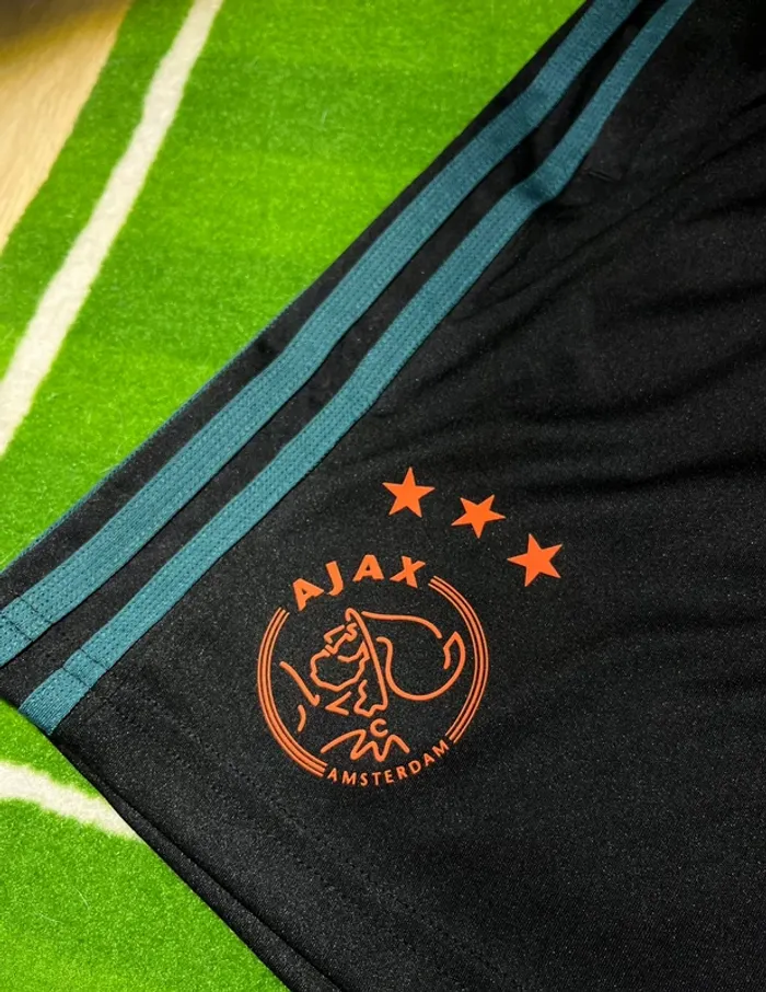 Short foot training Ajax Amsterdam - photo numéro 2