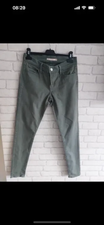 Jeans Levi's 710 super skinny taille W26 L30