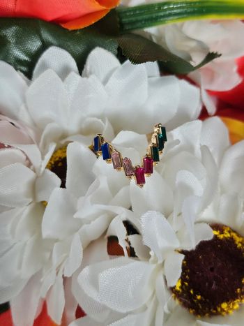 Bague avec pierres multi topaz