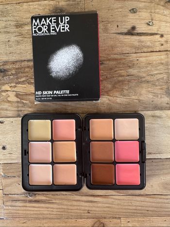 Palette make up for ever