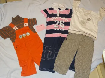 Lot de 3 ensembles 24 mois