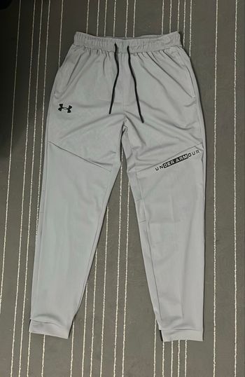 Jogging Under Armour