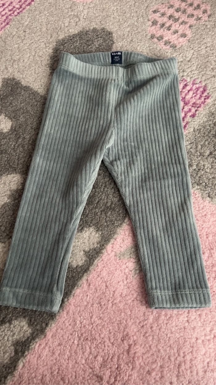 Lot de 10 pantalons et leeging obaibi et kiabi 18mois 80-82cm - photo numéro 3