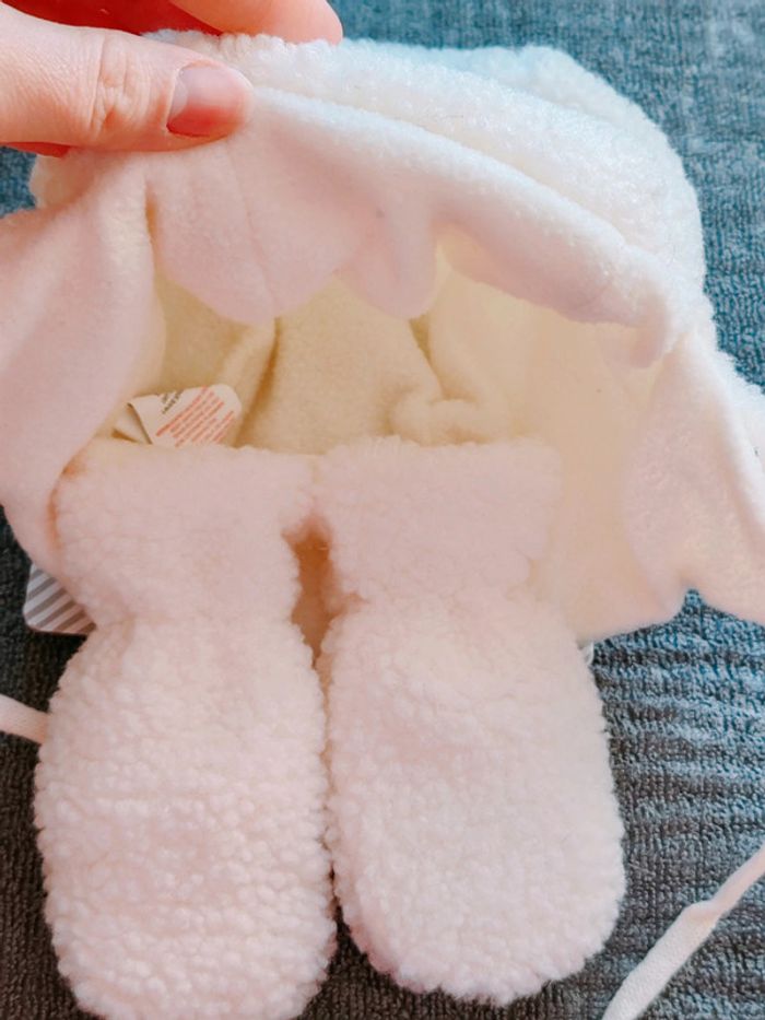 Ensemble bonnet et mouffles - photo numéro 2