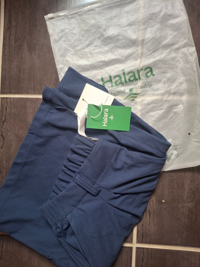 Pantalon large et fluide HALARA neuf marine XL - photo numéro 7